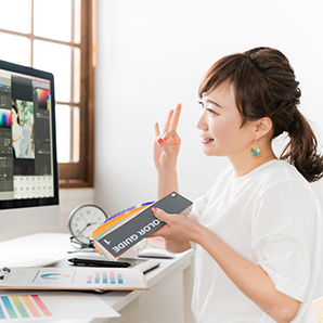 UI/UXデザイナーの写真